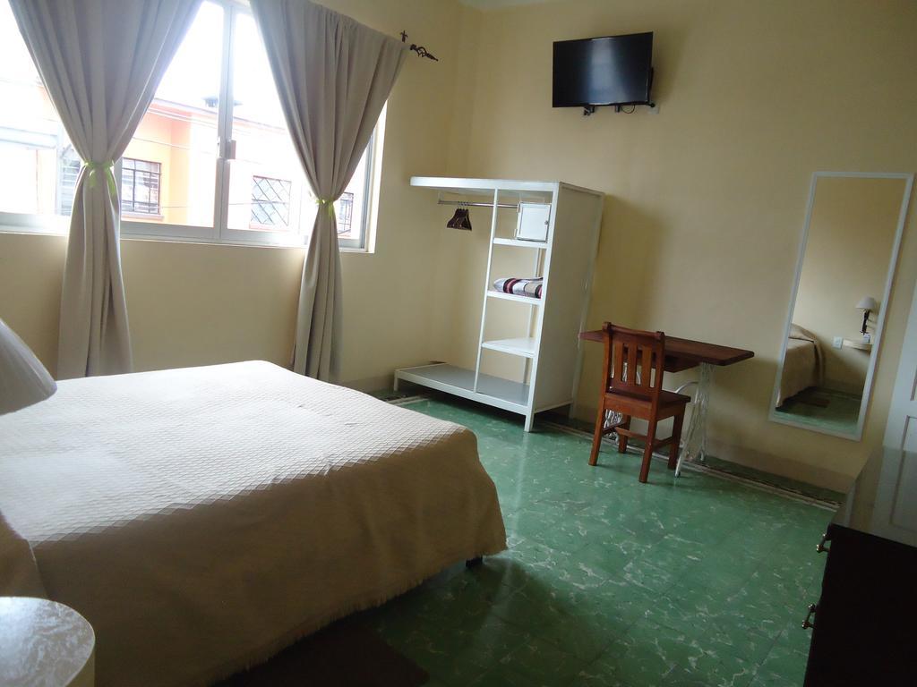 Hotel Suites Córdoba Δωμάτιο φωτογραφία