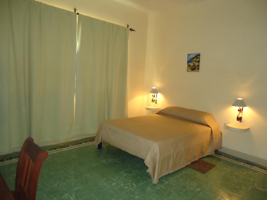 Hotel Suites Córdoba Δωμάτιο φωτογραφία